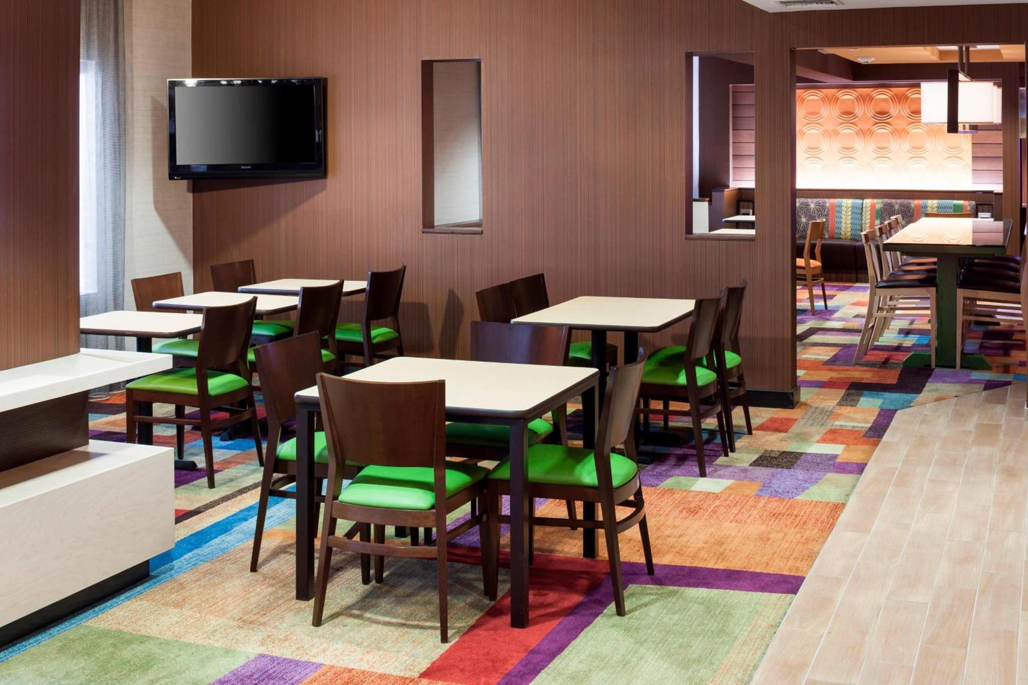 Hotel Fairfield By Marriott Valencia