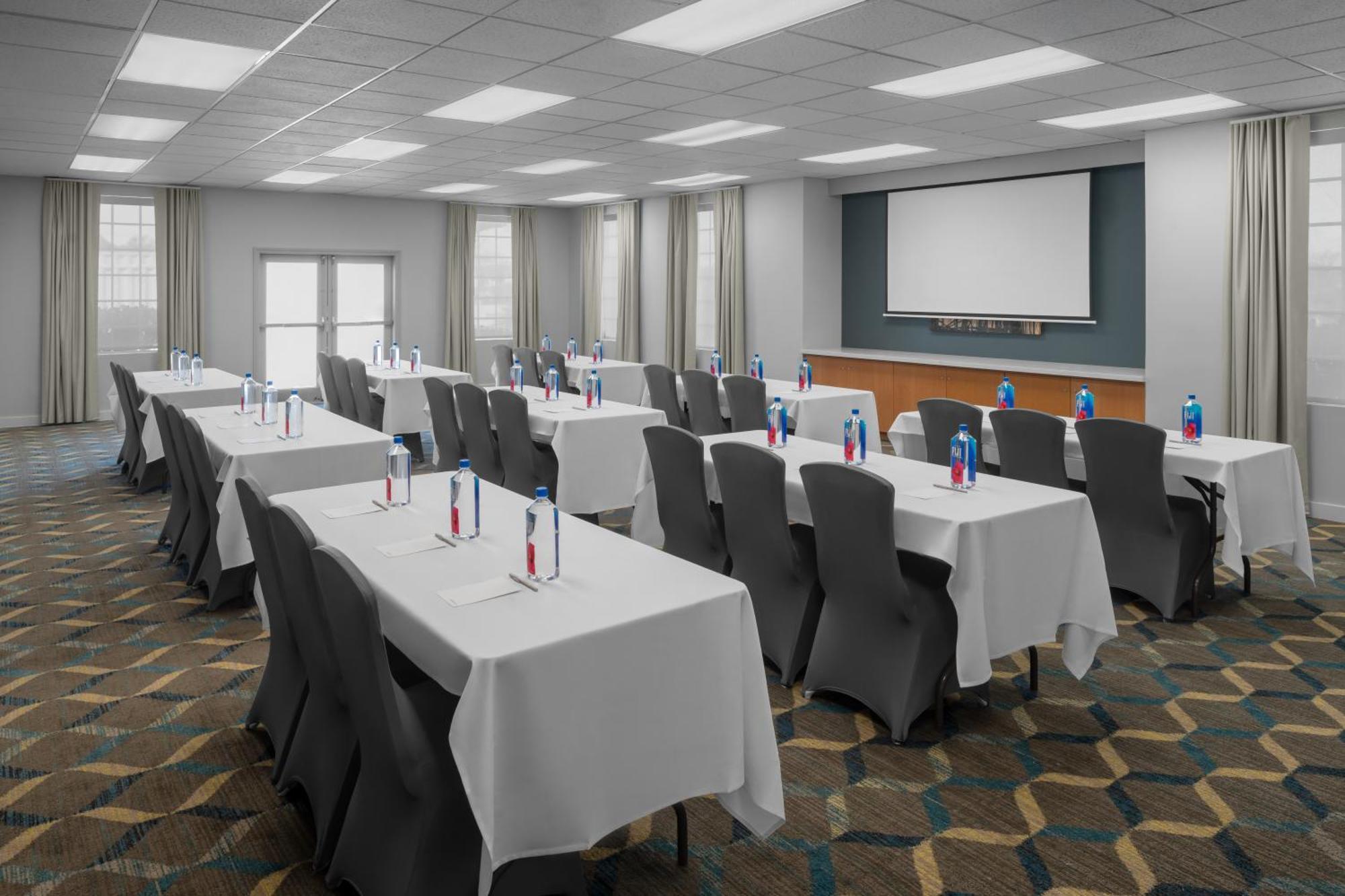 Fairfield By Marriott Valencia Hotel Santa Clarita