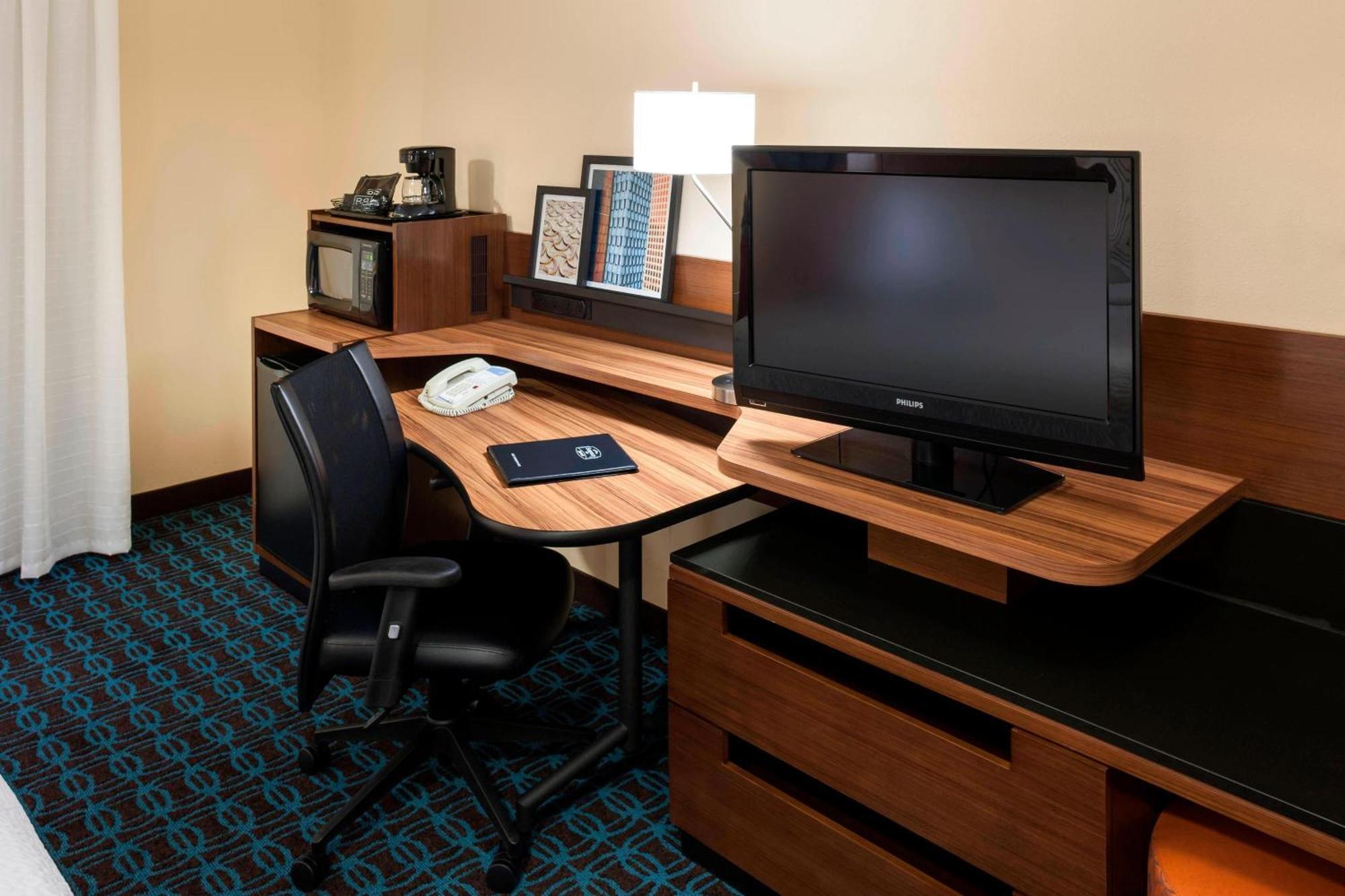 Fairfield By Marriott Valencia 3* Santa Clarita