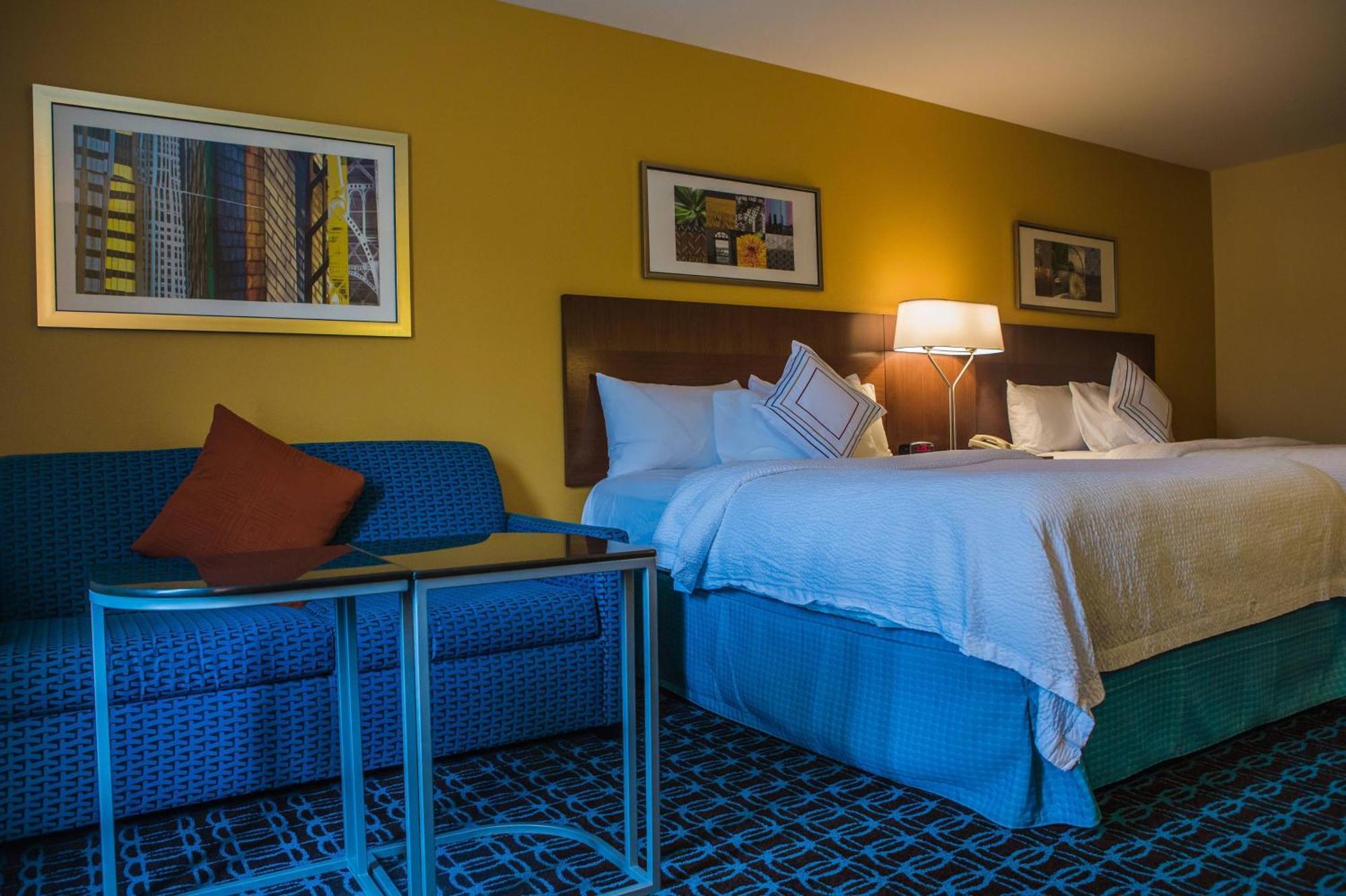 Fairfield By Marriott Valencia 3* Santa Clarita